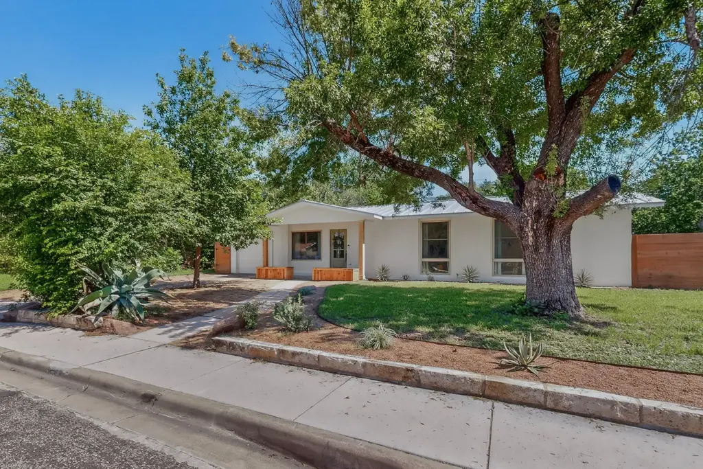 1308 Broadmoor Drive, Austin