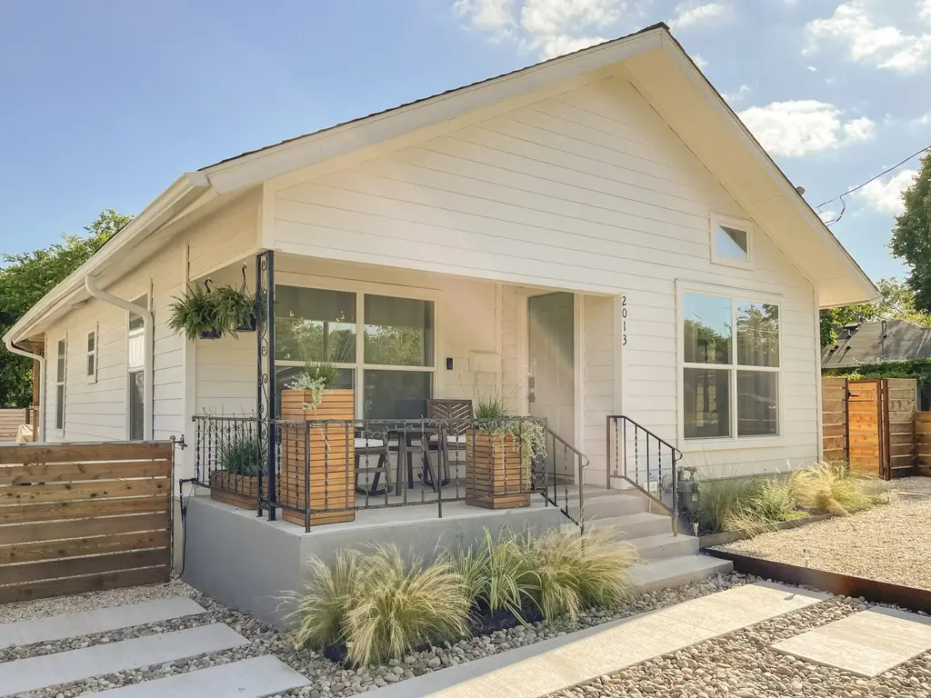 2013 Tillotson Avenue, Austin