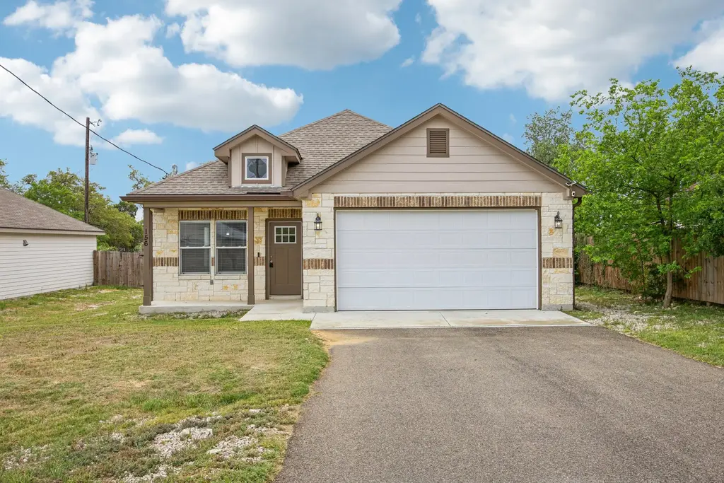 156 Remington Road, Spring Branch