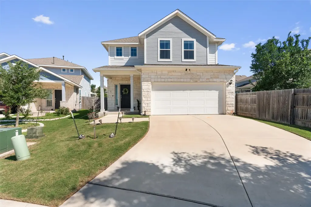 500 Briar Stone Court, Georgetown