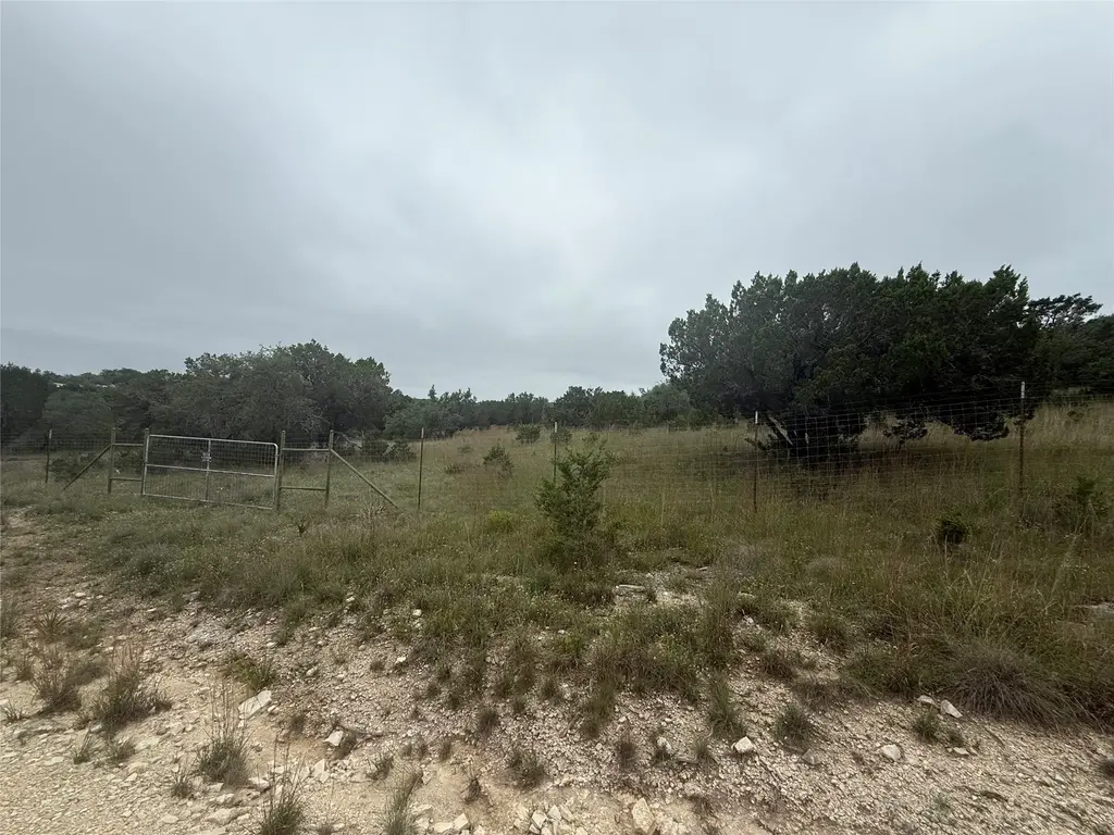 11185 E State Highway 71 Highway, Spicewood