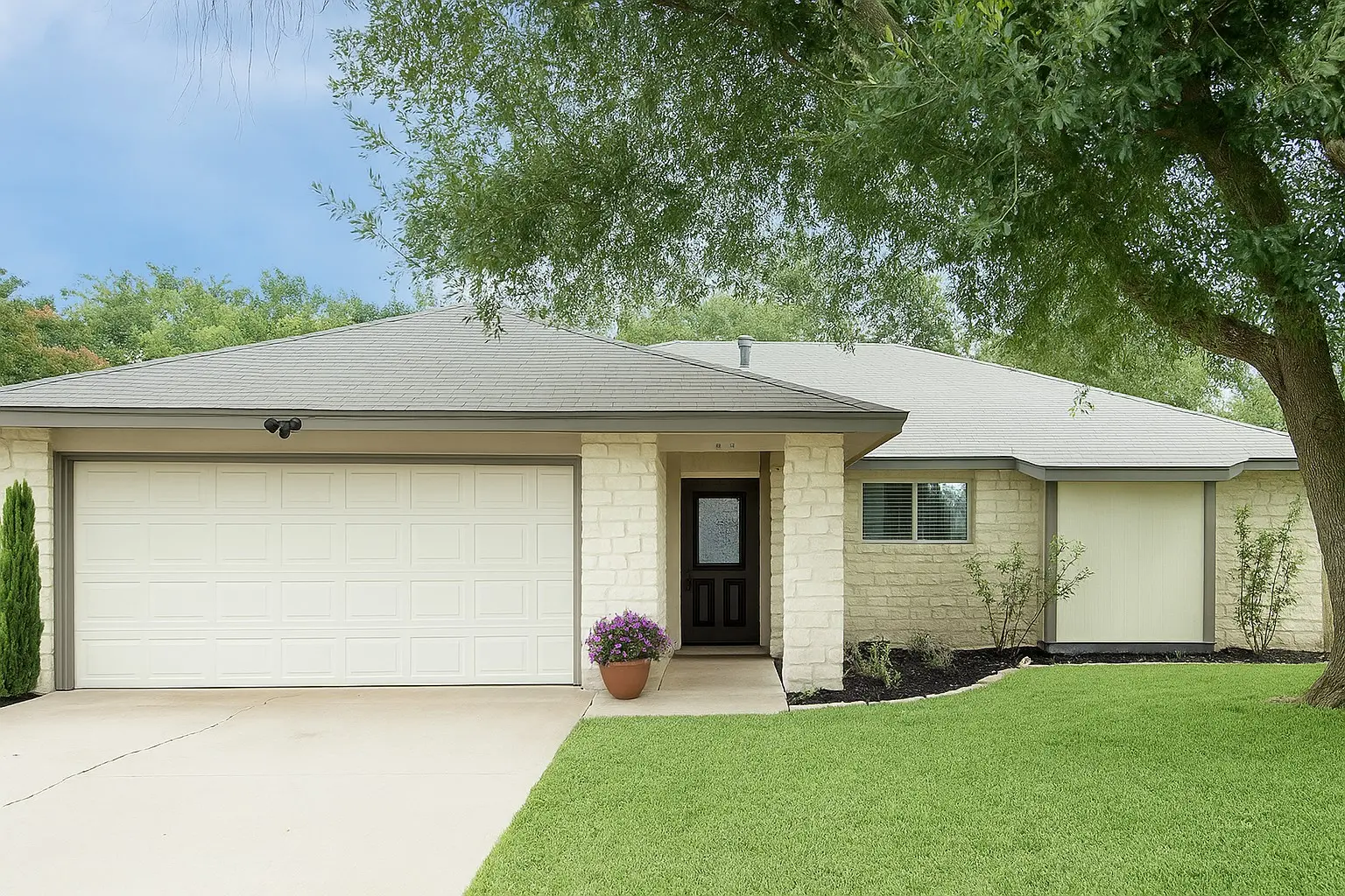 Photo of Listing #2867805