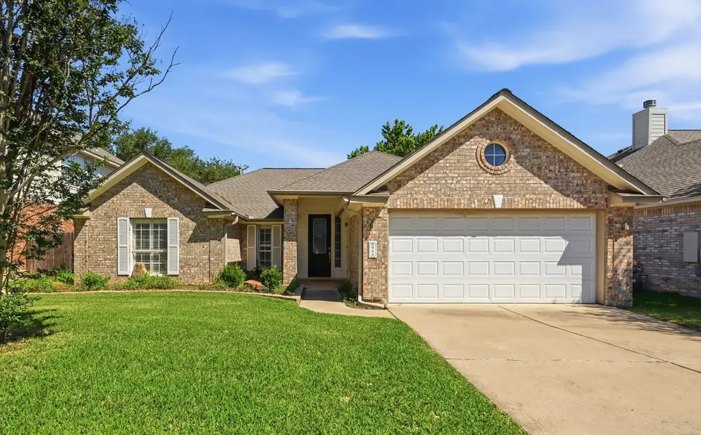 905 Hunters Creek Drive, Cedar Park