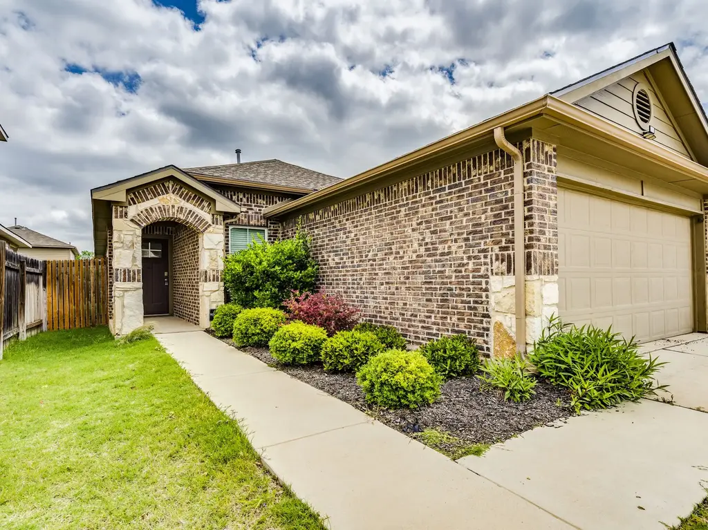 217 Yoakum Street, Leander