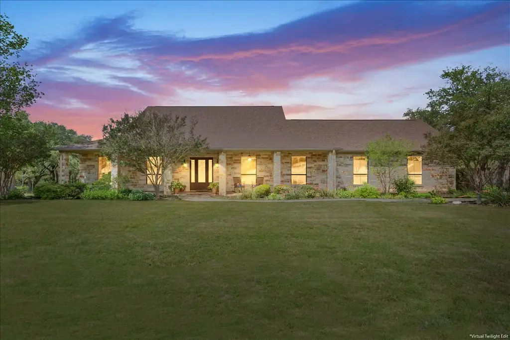 110 County Road 261, Georgetown