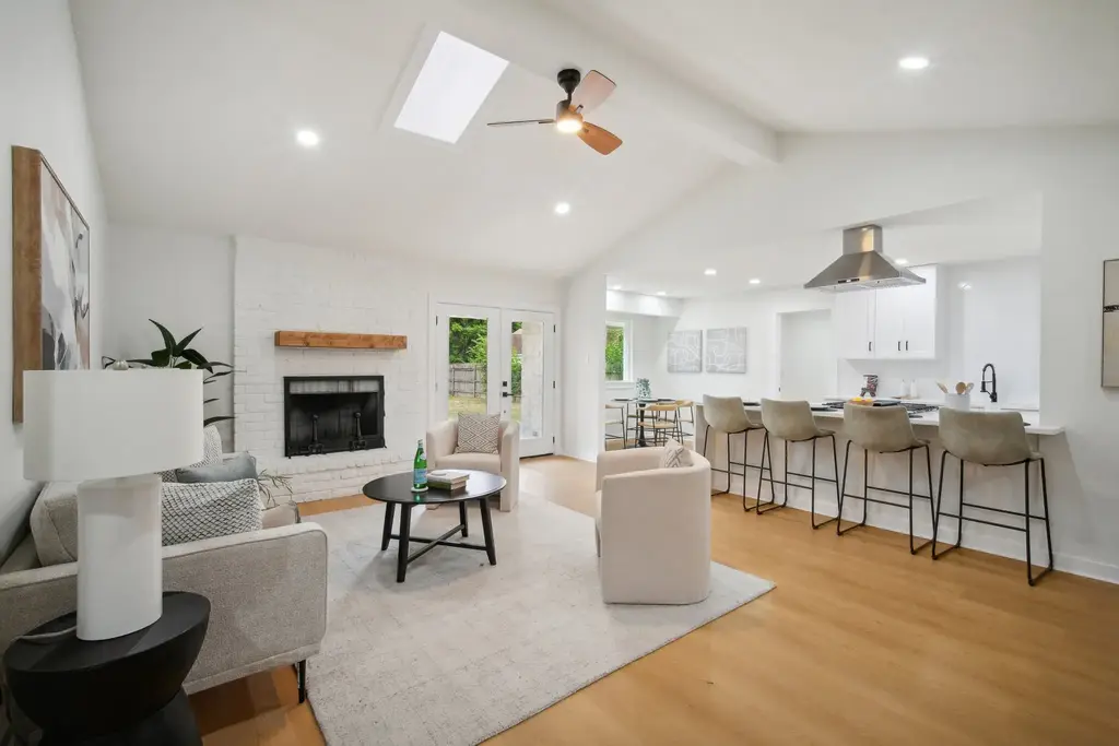 10219 W Rutland Village, Austin
