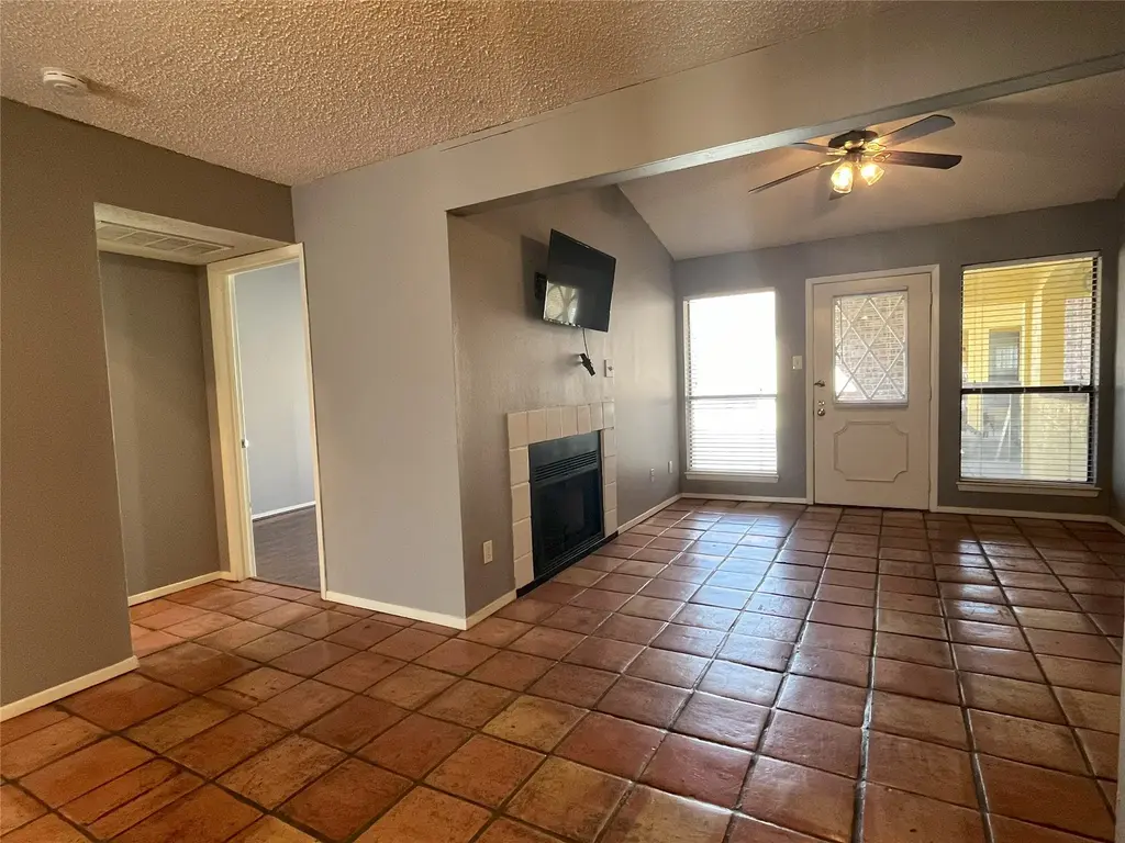 806 W 24th Street 303, Austin