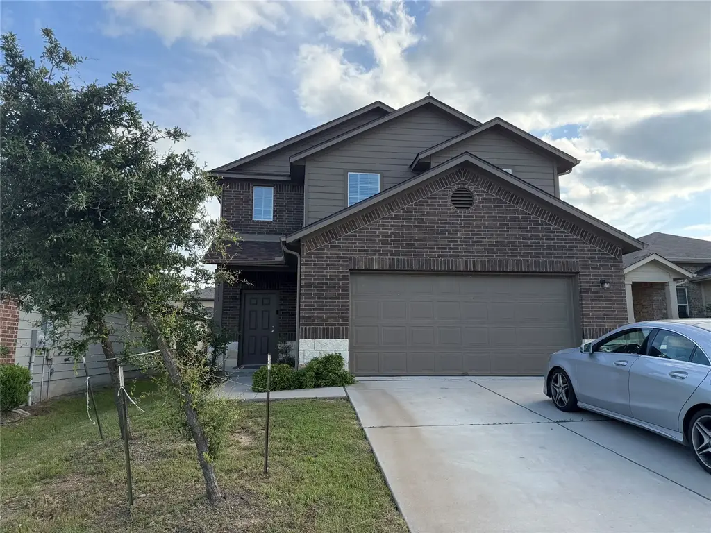 12111 Riprap Drive, Manor