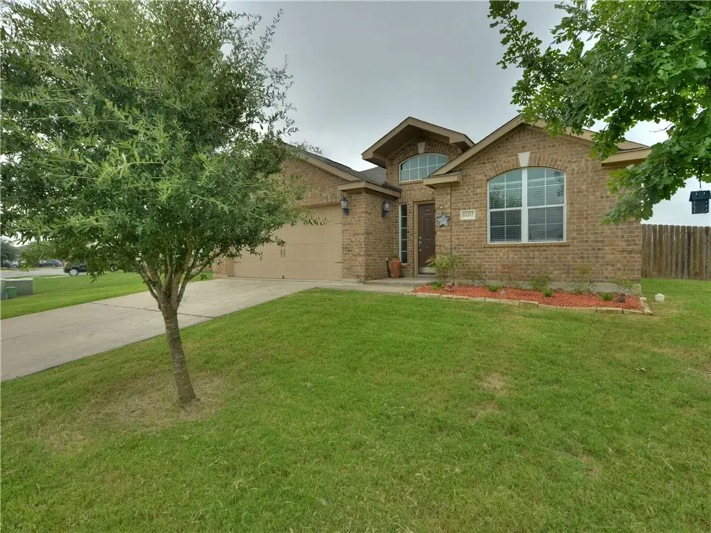 13217 Nelson Houser Street, Manor