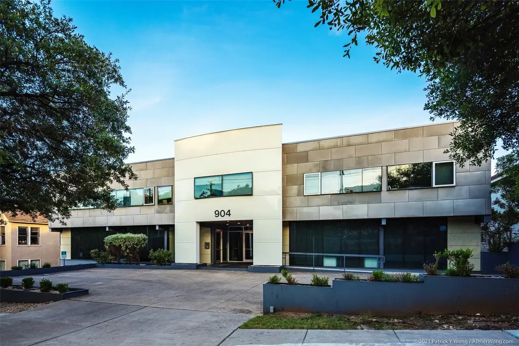 904 West Avenue 101, Austin