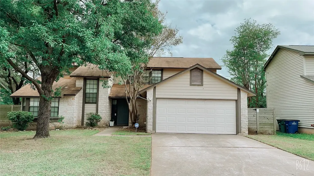 8905 Bridgewood Trail, Austin