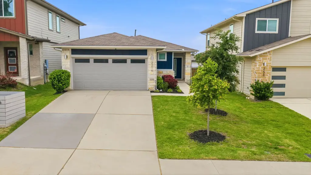 2216 Tucker Lane, Austin