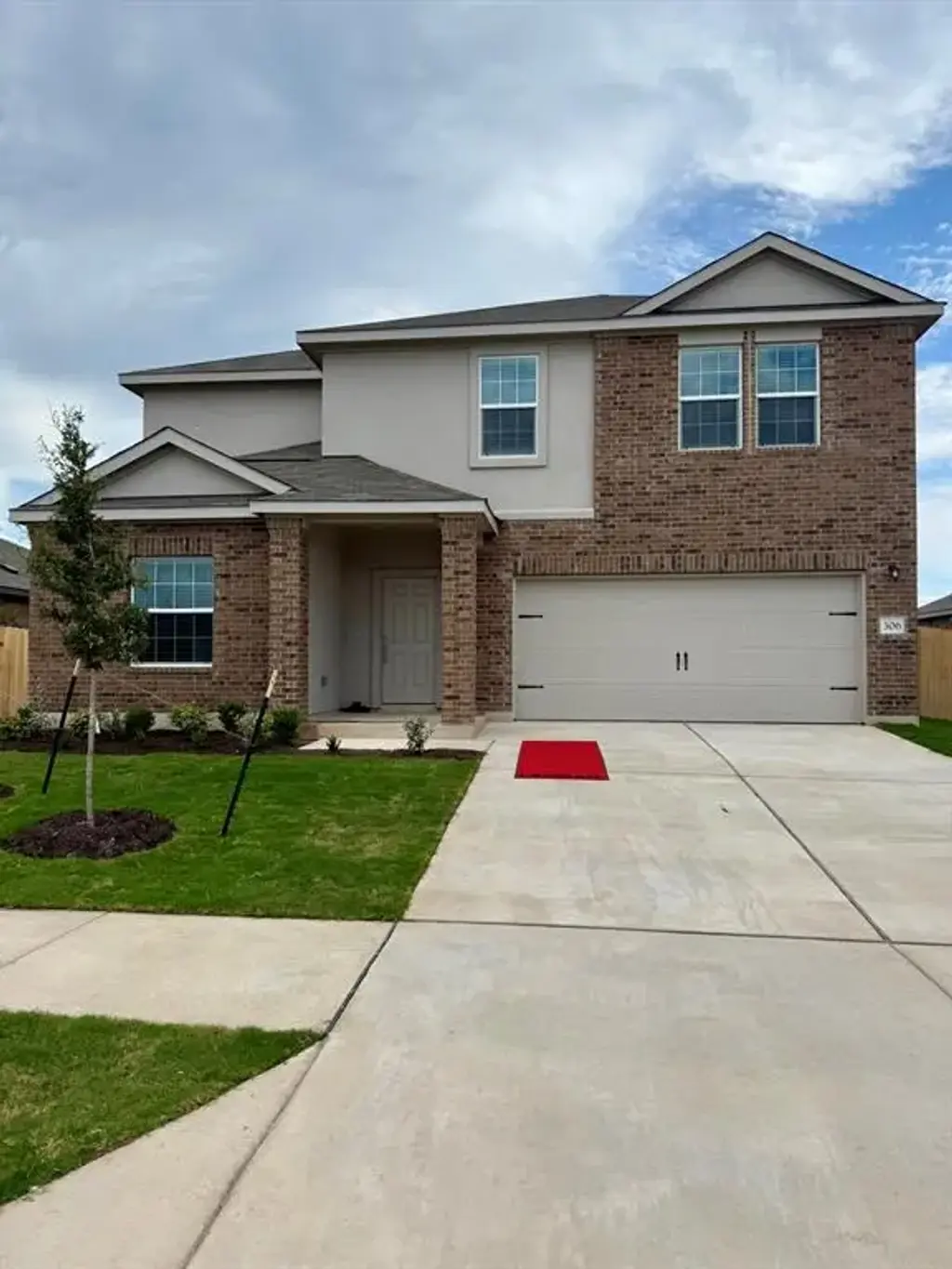 306 Camargue Drive, Hutto