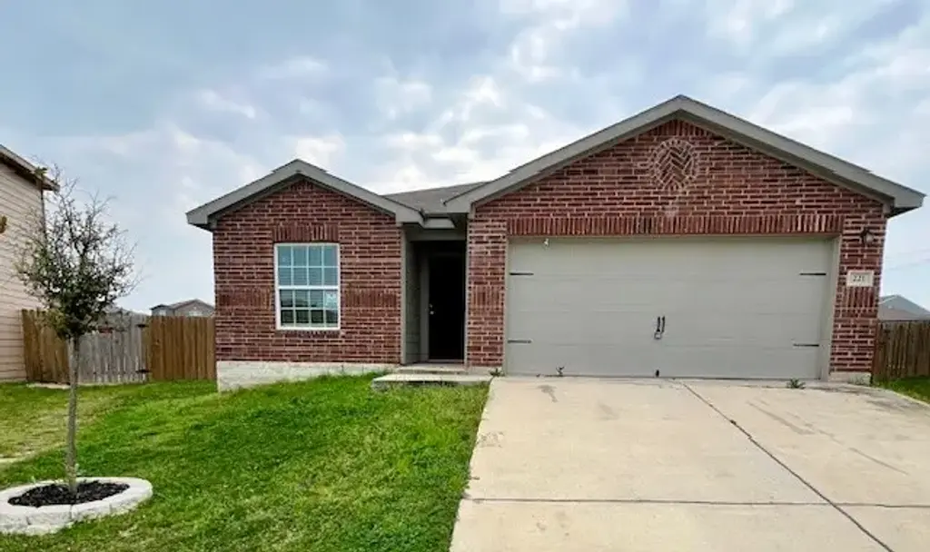 221 Koontz Loop, Jarrell