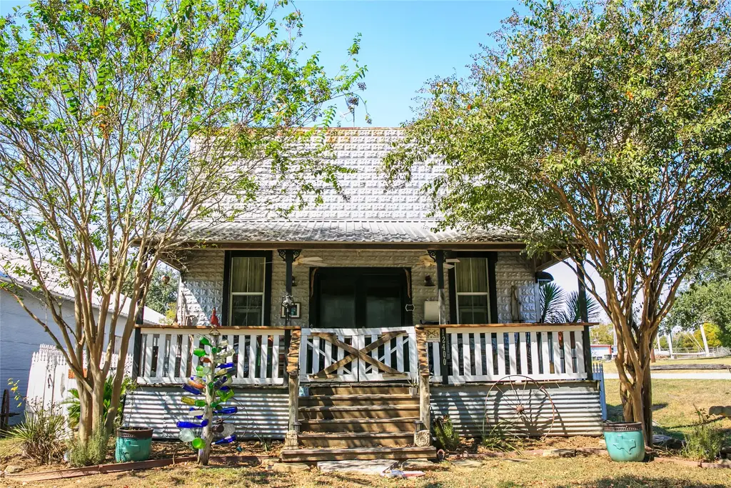 12400 E Texas Street, Burton
