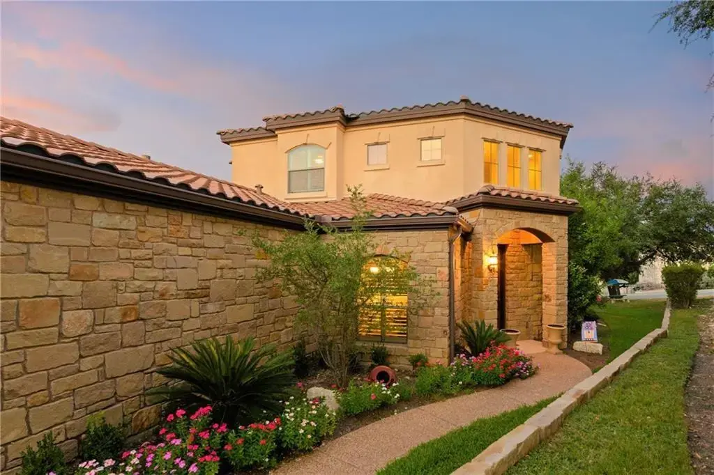 110 Oak Glen Cove, Austin