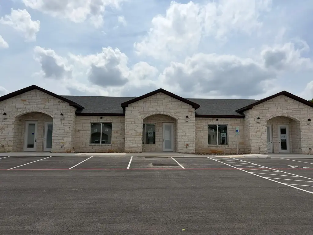 701 Crystal Falls Parkway 110 & 120, Leander