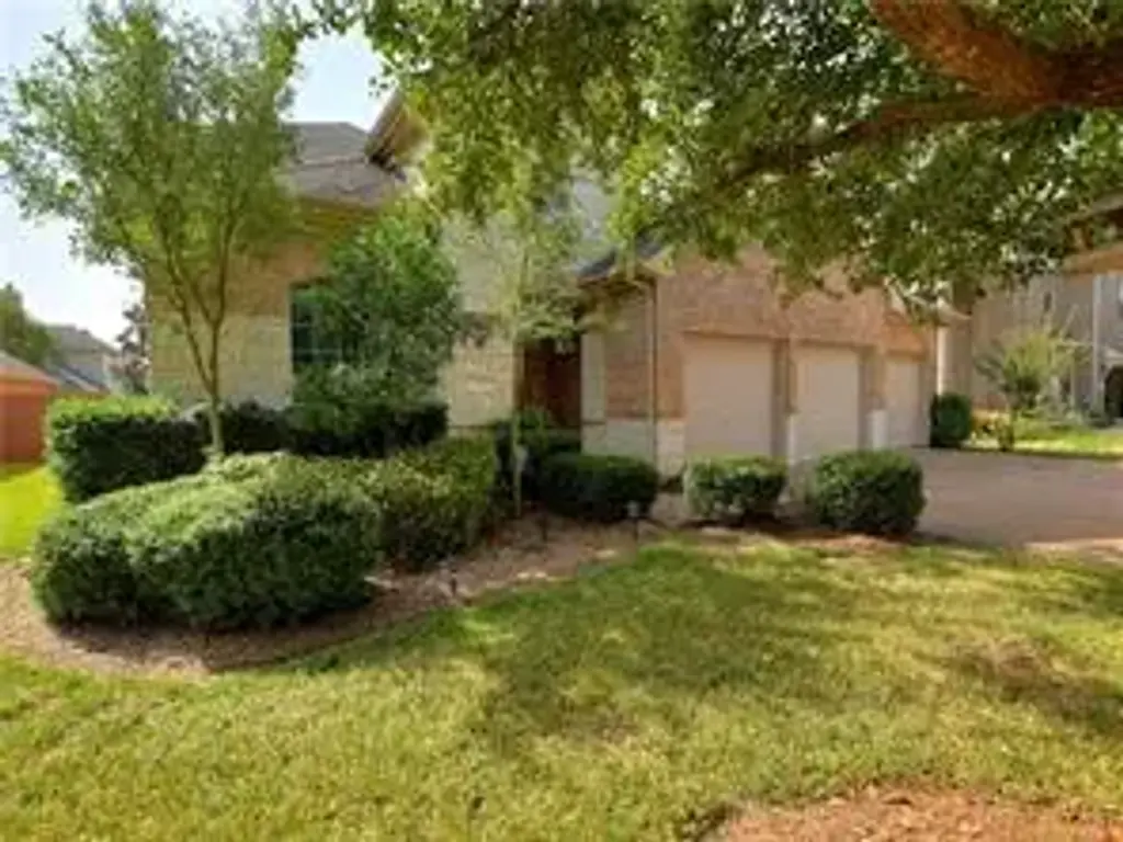 2737 Plantation Drive, Round Rock