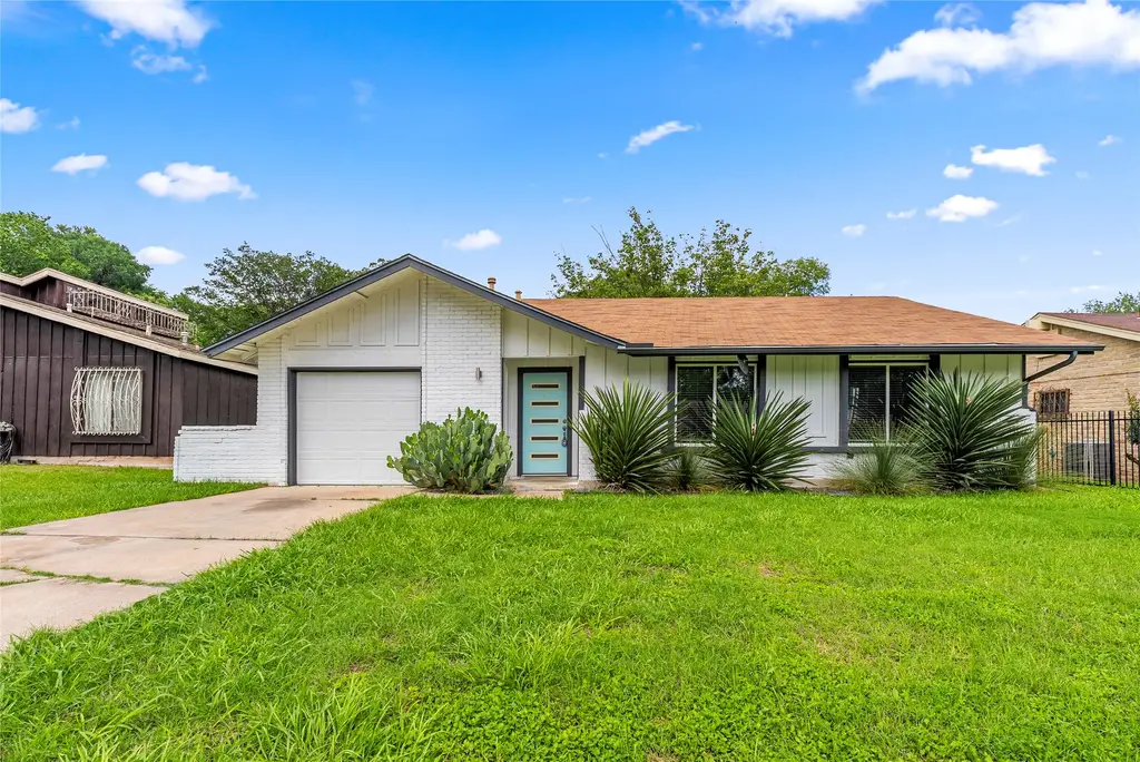6208 Parliament Drive, Austin
