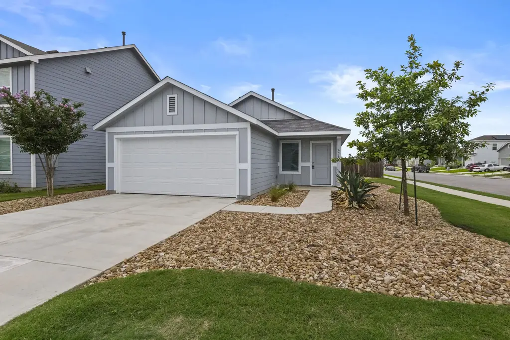 658 Soapstone Pass, San Marcos