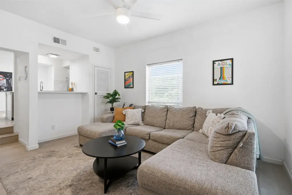 739 E Oltorf Street, Austin