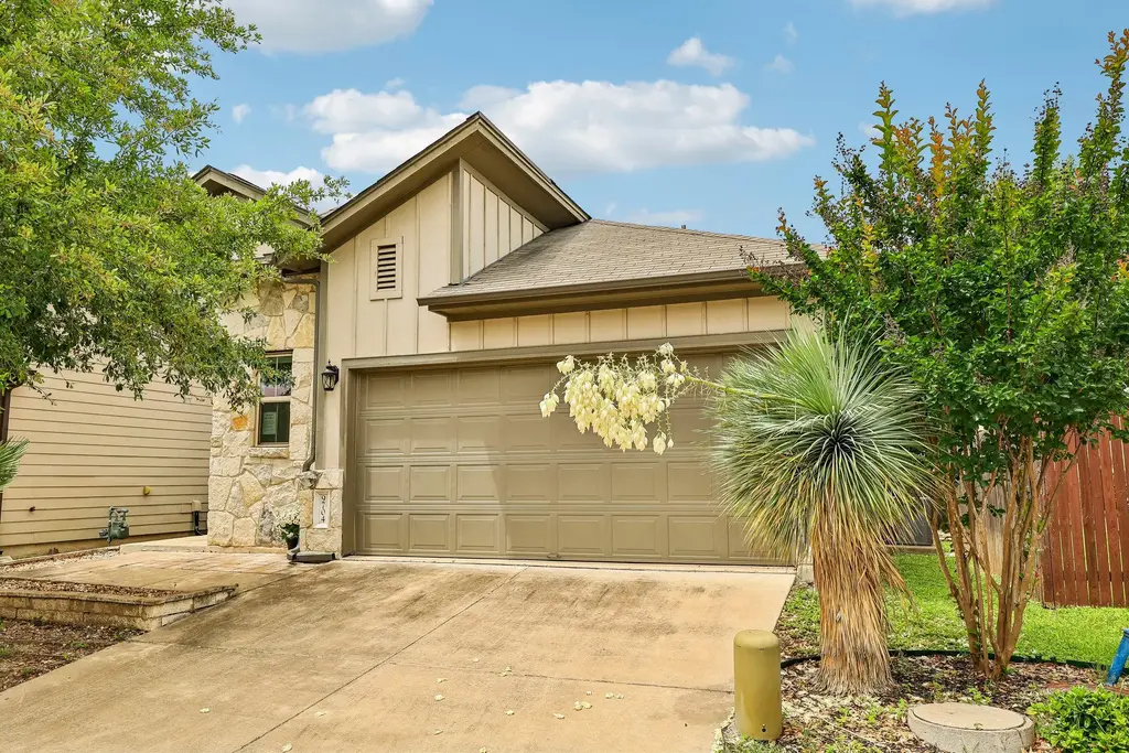 9704 Tall Tree Lane 131, Austin
