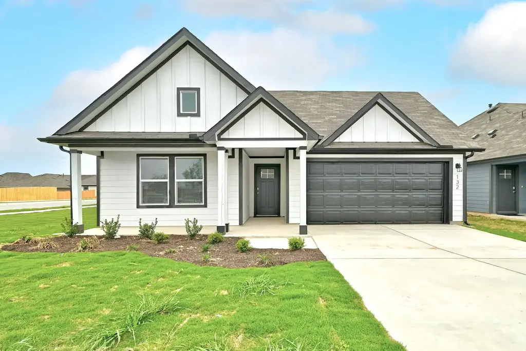 132 Sweetwater Creek Lane, Hutto