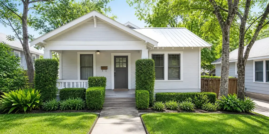 512 Academy Drive, Austin