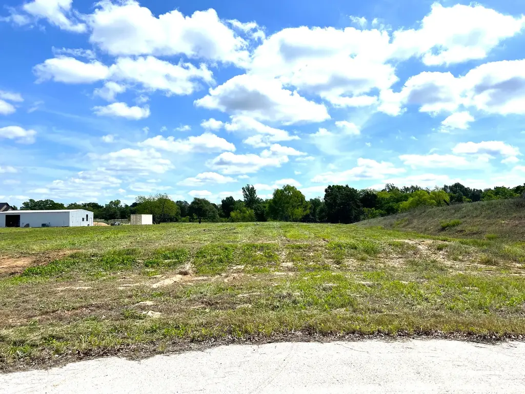 0005 Brenham Street, McDade