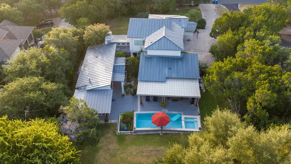 5910 Travis Woods Cove, Austin