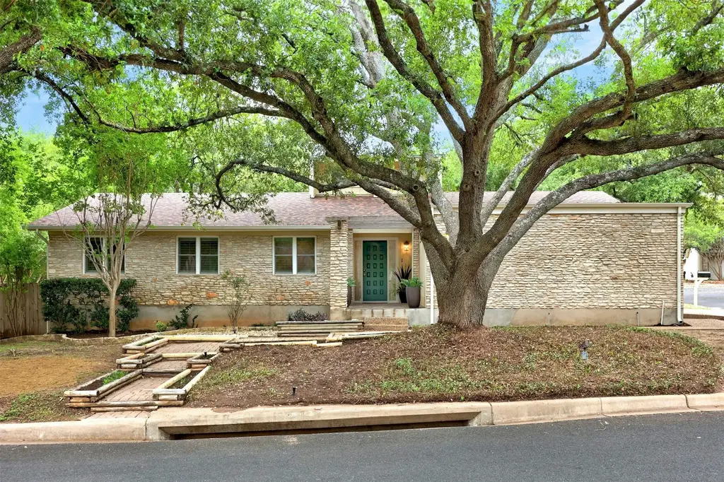 6201 Quail Hollow, Austin