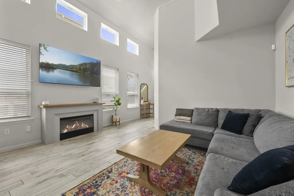 6413 Mary Lewis Drive, Austin