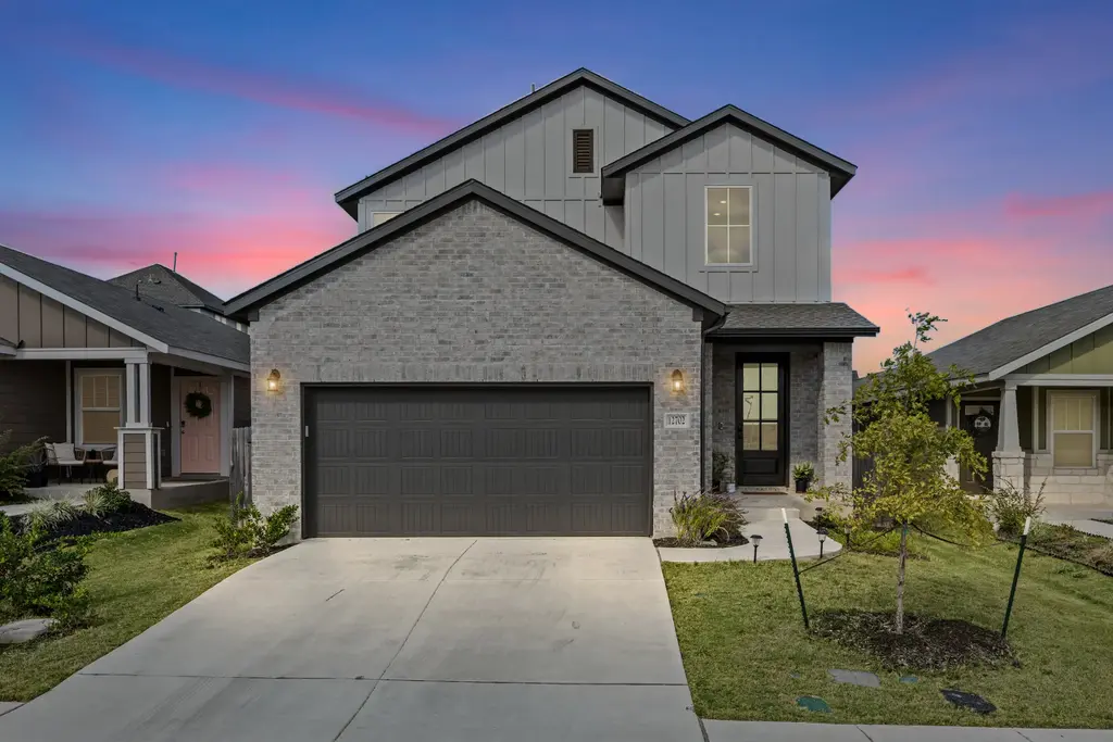 12702 Autumn Bird Trace, Buda