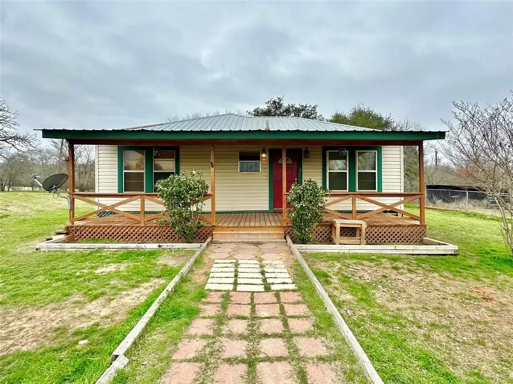 1694 Old Luling Road, Lockhart