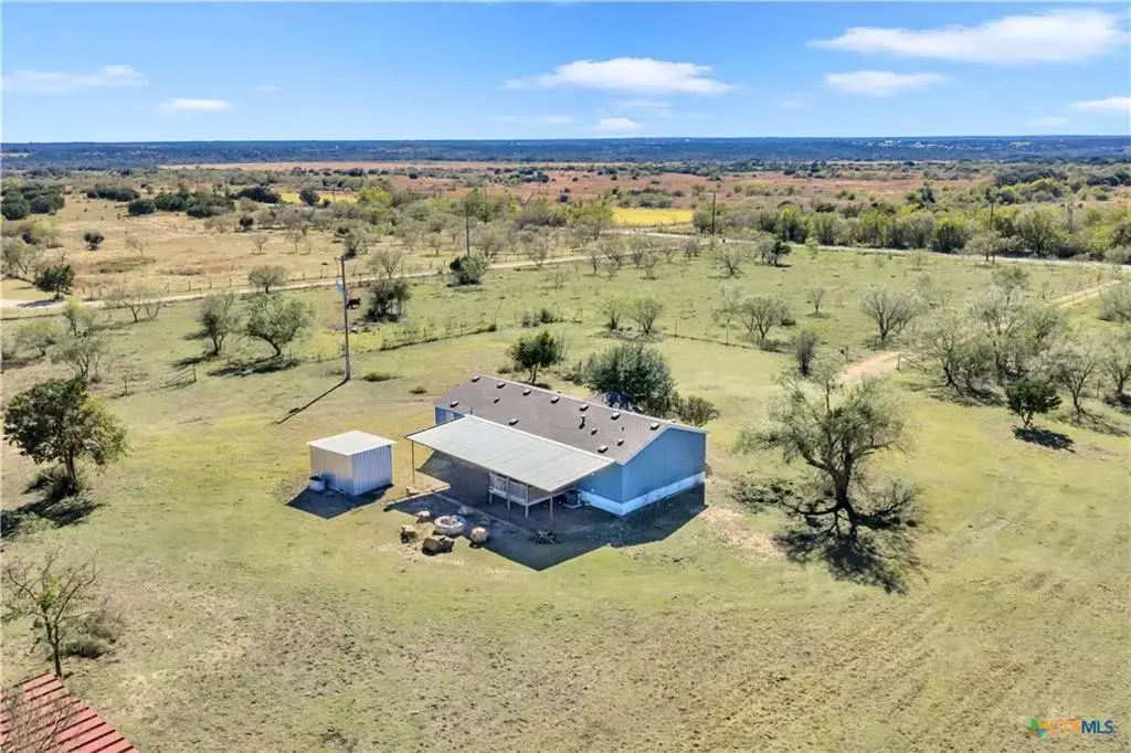 9902 County Road 210, Bertram