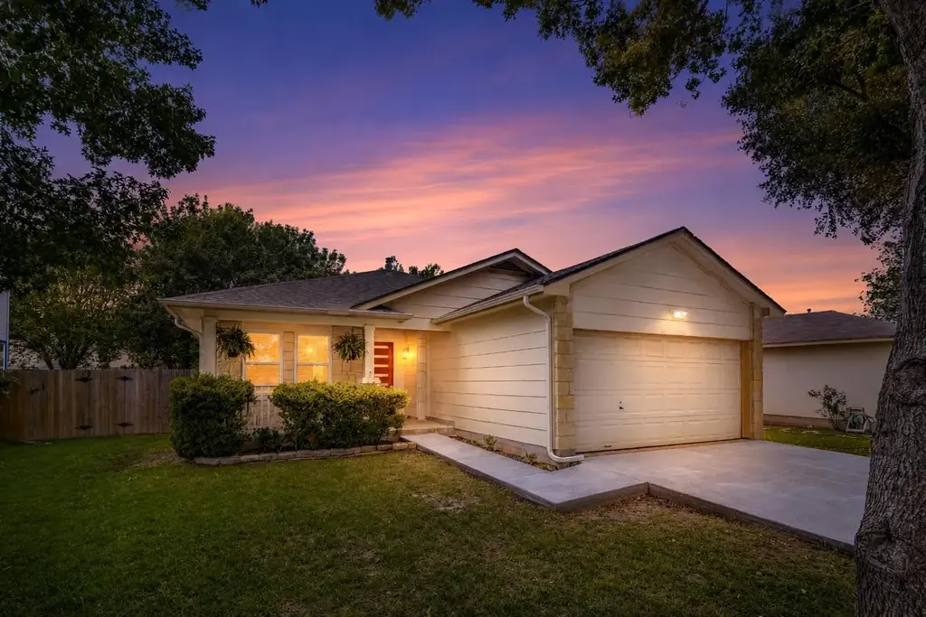 8216 Flaxen Drive, Austin