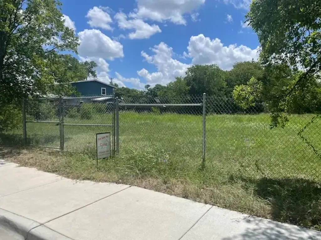 10311 Ray Avenue, Austin