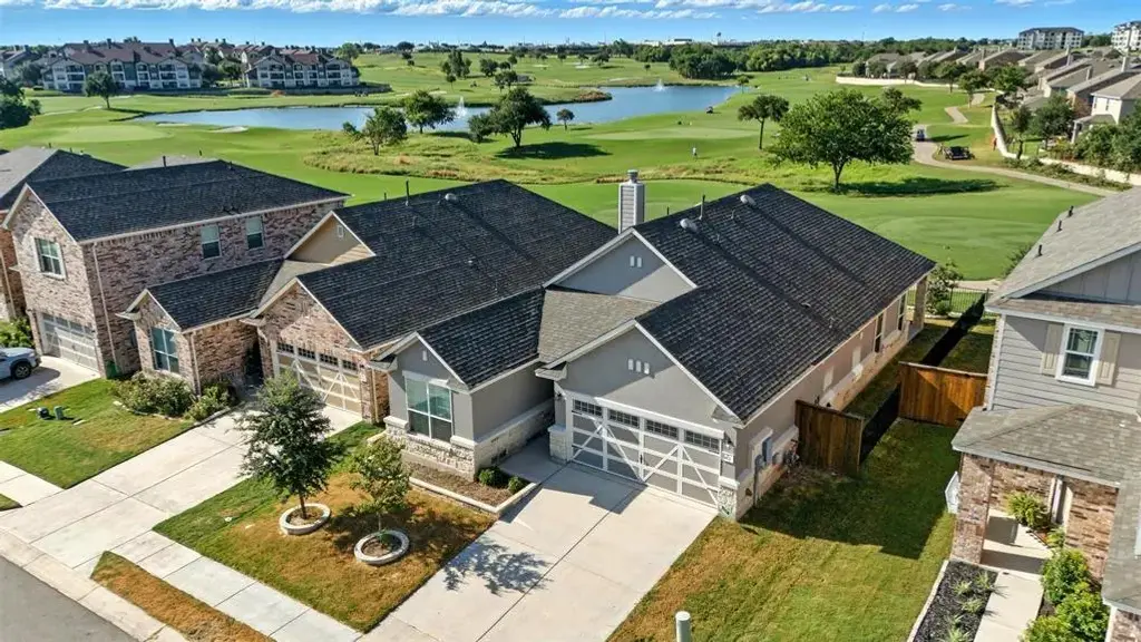 512 Lady Swiss Lane, Hutto