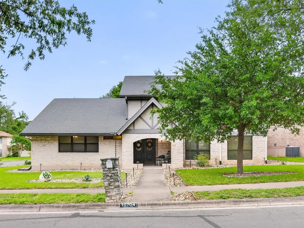 10704 Doering Lane, Austin
