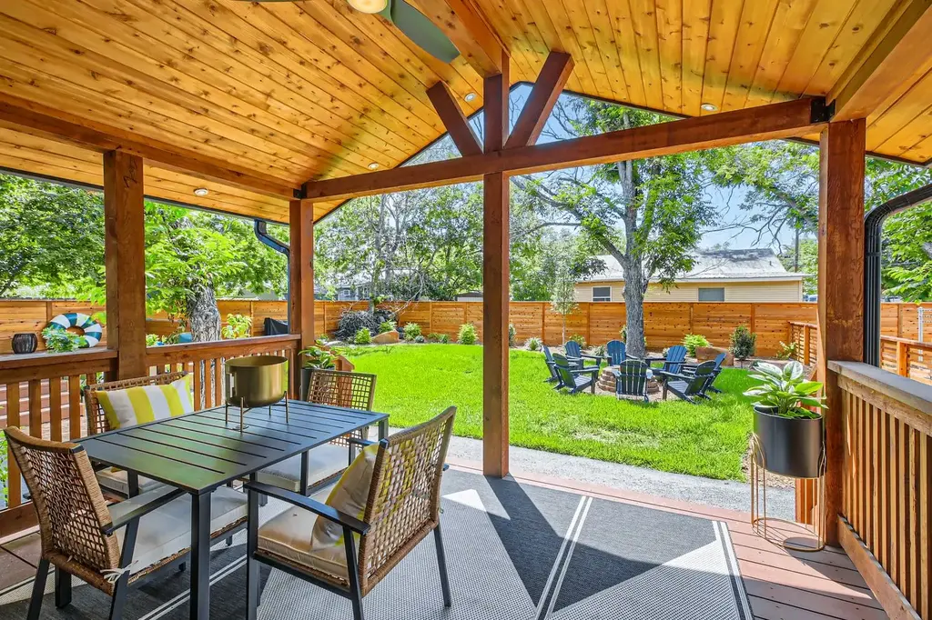 852 N Houston Avenue, New Braunfels