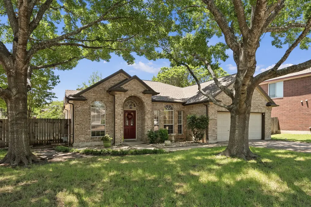 703 Sage Court, Pflugerville