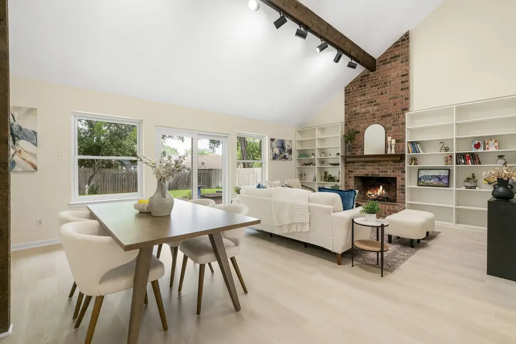 5504 Camp Fire Trail, Austin