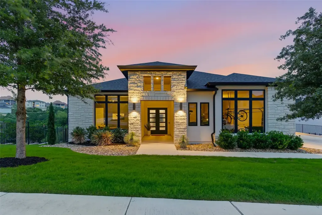 2421 Bel Paese Bend, Leander