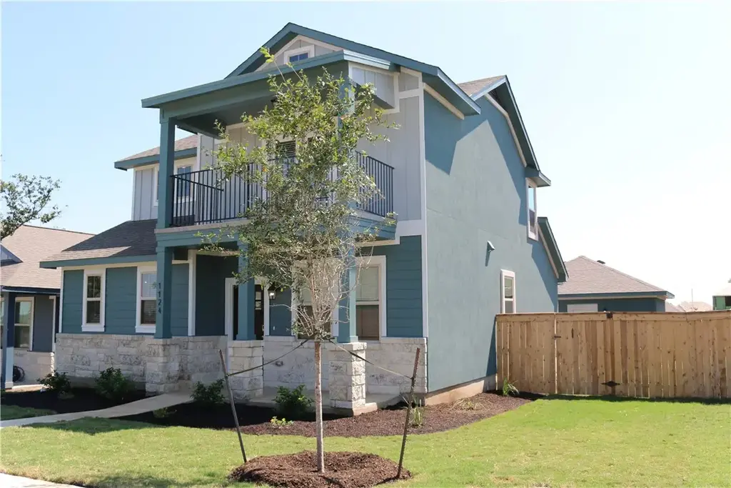 1124 Oak Chase Way, Leander