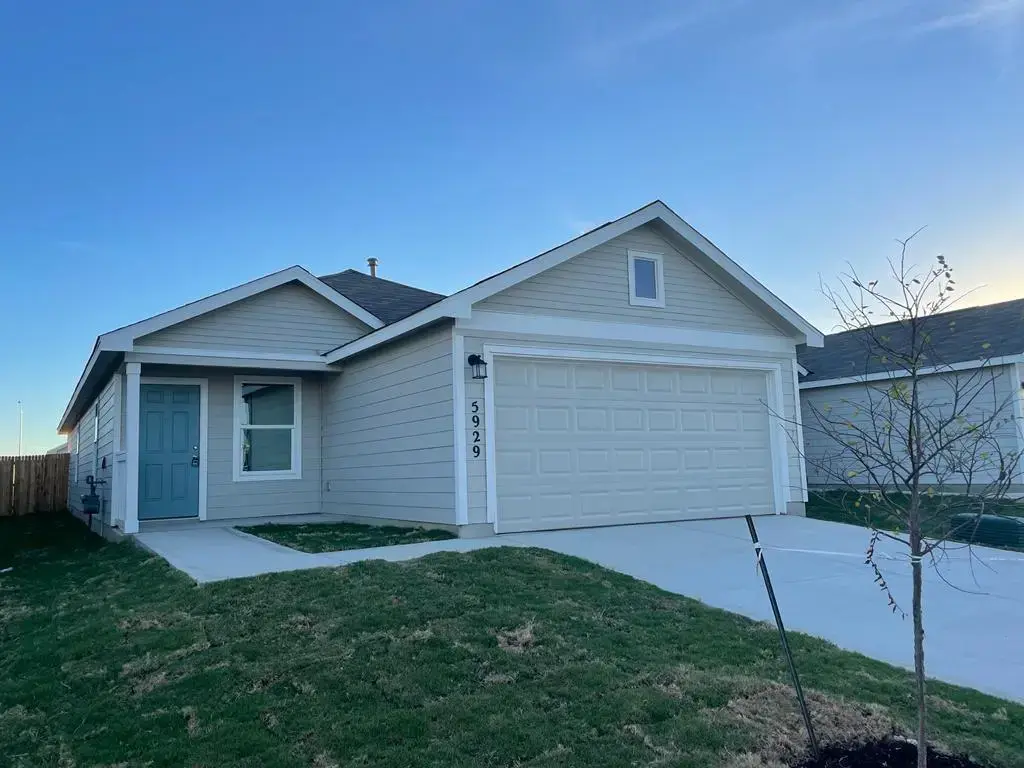 5929 Antonio Place, Seguin