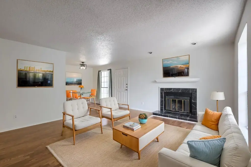 2401 Leon Street 100, Austin