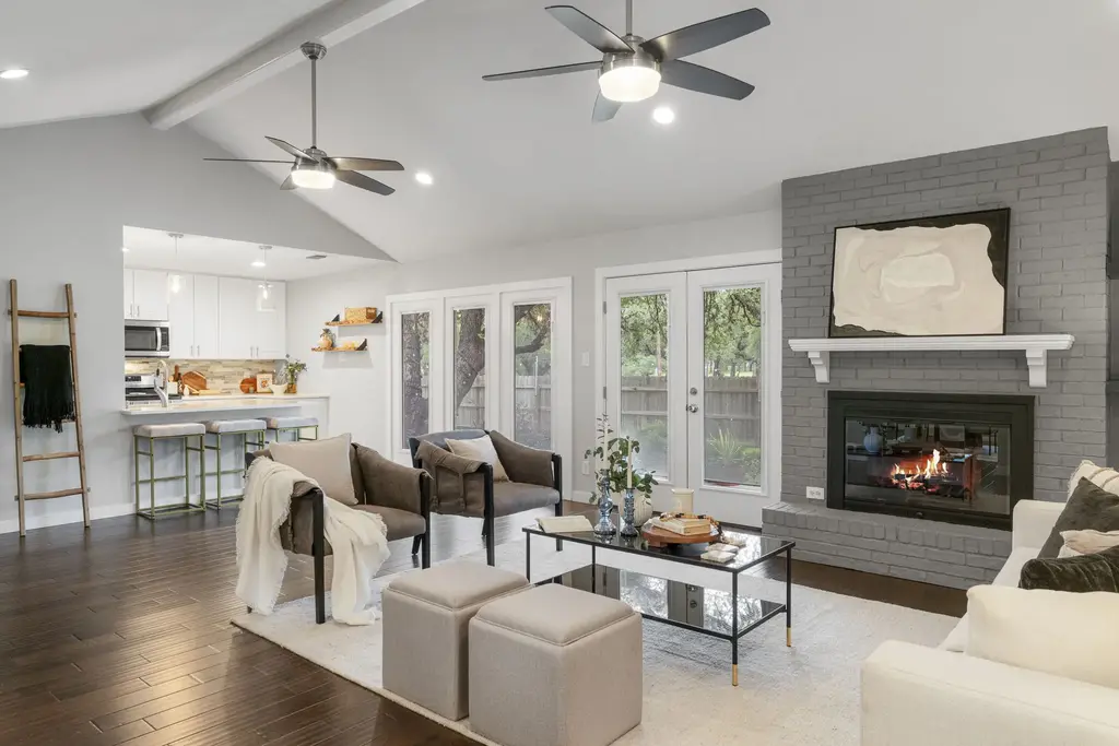 2101 Falcon Hill Drive, Austin