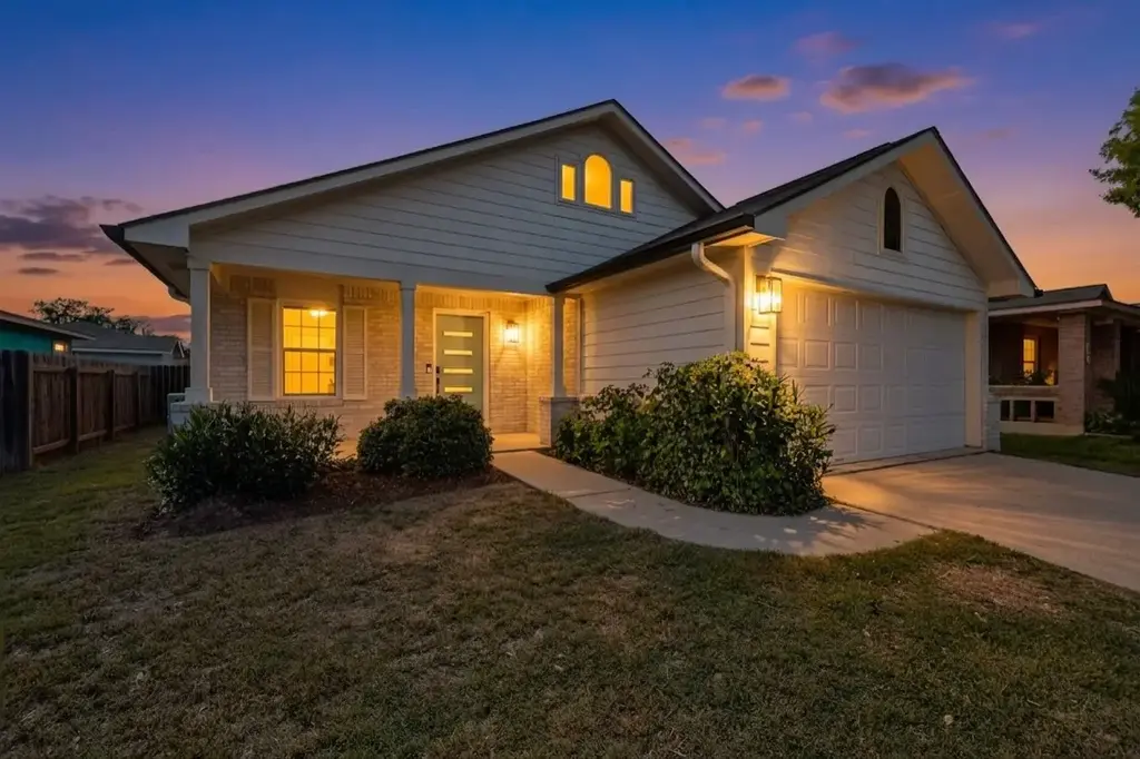 3906 Reeders Drive, Austin