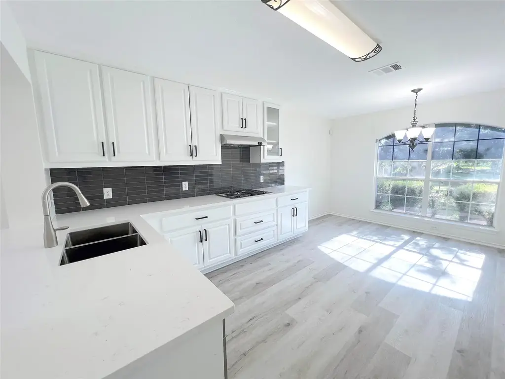 2725 Summerwalk Place, Round Rock