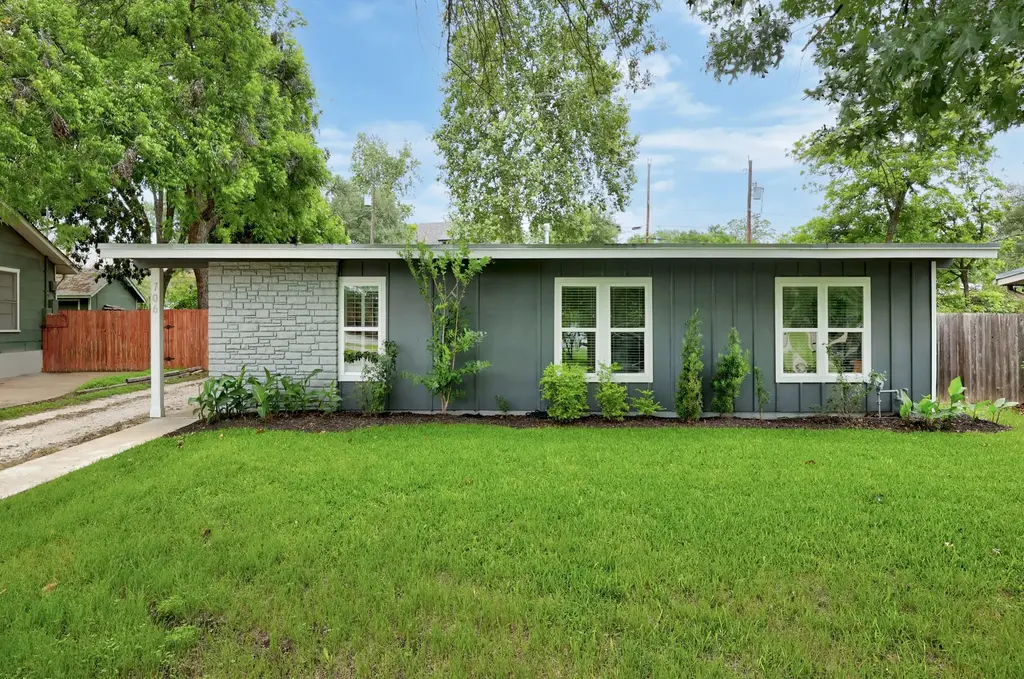 706 W Crestland Drive, Austin